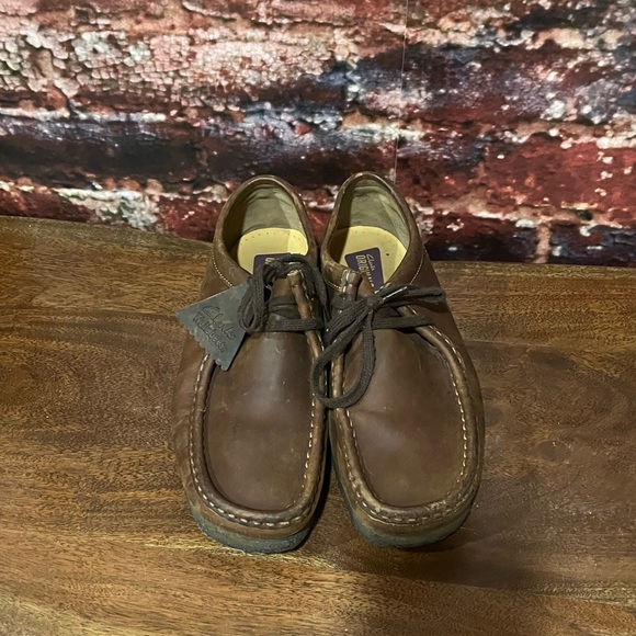 PREOWNED Clarks wallabees women 8.0 - Picture 1 of 7